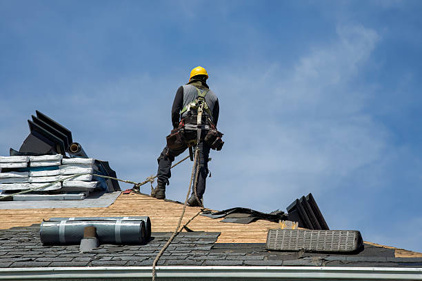 Professional Roof Installation technician working in Copeland, OK
